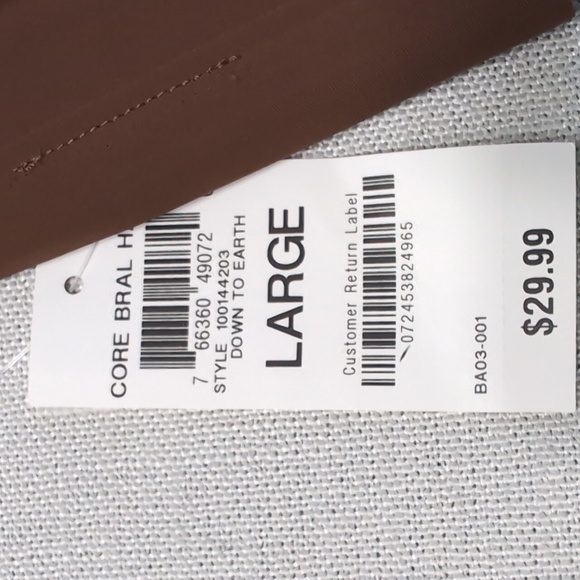 ALFANI INTIMATES Laser Cut Seamless Pull On Wireless Bralette - Picture 4 of 4